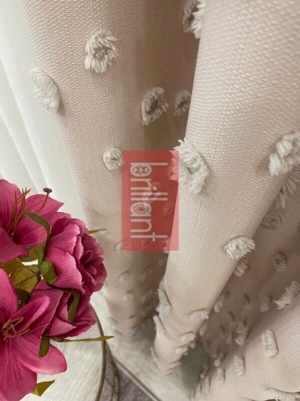 Bej Renk Ponponlu Pufy Fon Perde