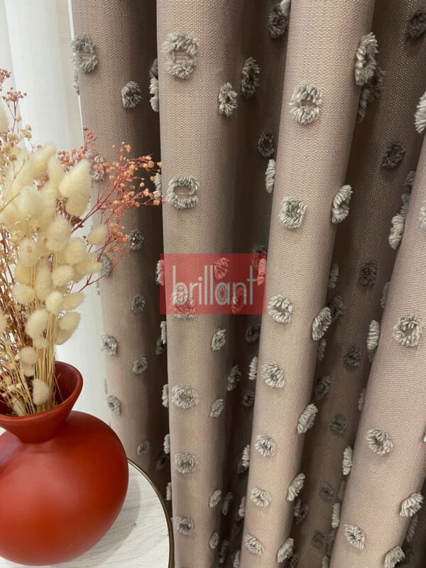 Şeker pembe renk ponponlu pufy fon perde (kopya)