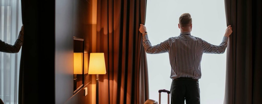 Perde Çeşitleri Nedir? | Perde Temizliği Nasıl Yapılmalıdır? 5 Perde Çeşitleri Nedir? | Perde Temizliği Nasıl Yapılmalıdır? Evine Değer Kat