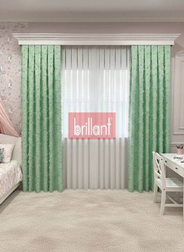 Yeşil Renk Çocuk Odası Pufy Ponponlu Fon Perde