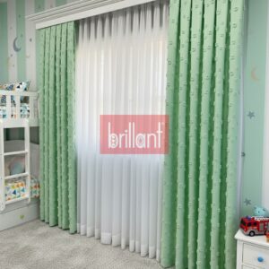 Yeşil Renk Çocuk Odası Pufy Ponponlu Fon Perde